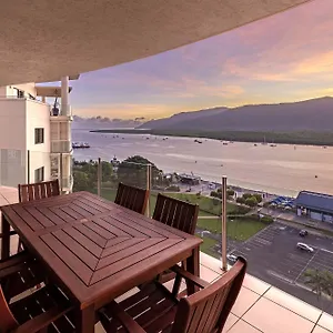 **** Aparthotel Piermonde Australia